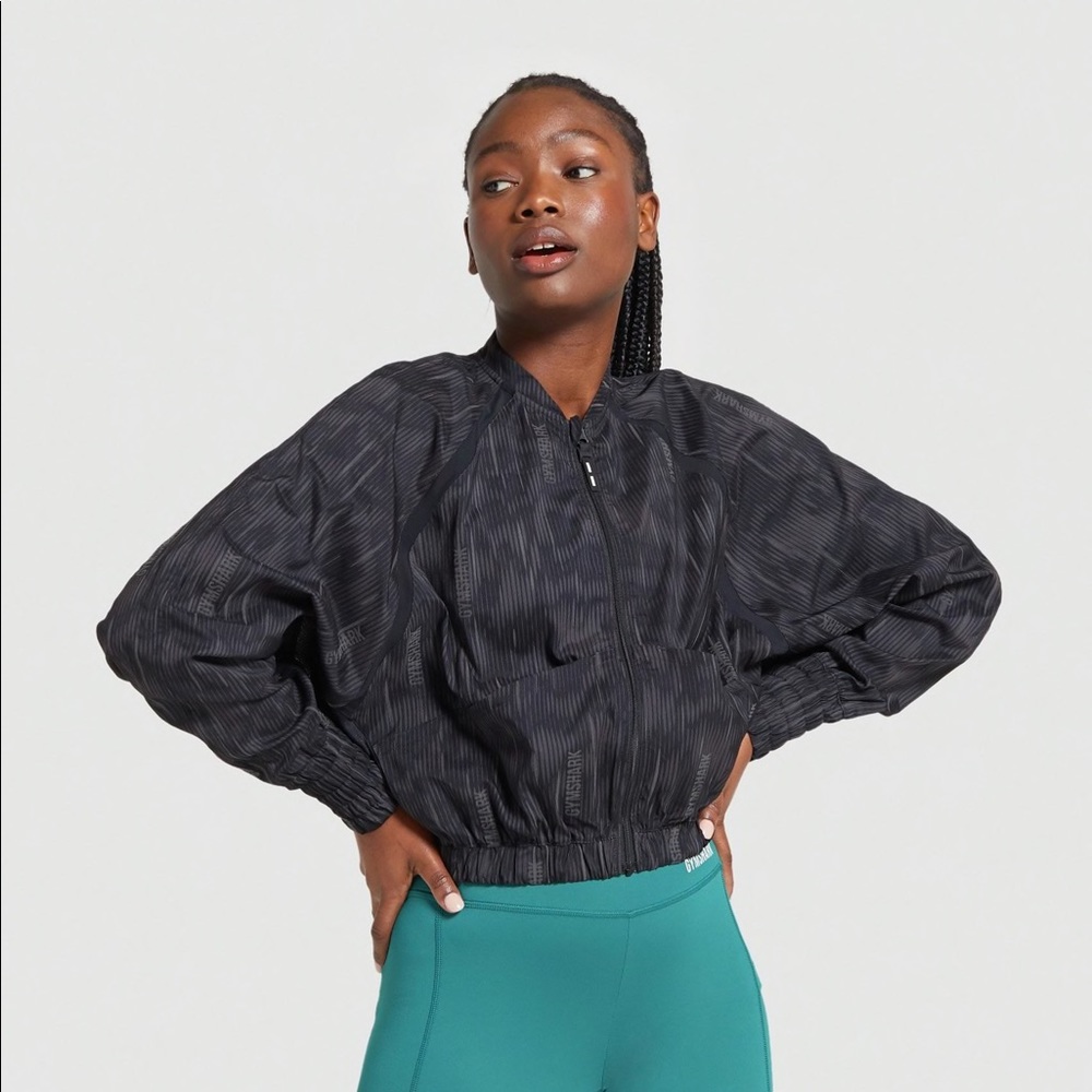 NWT Gymshark Illumination Reflective Crop Jacket